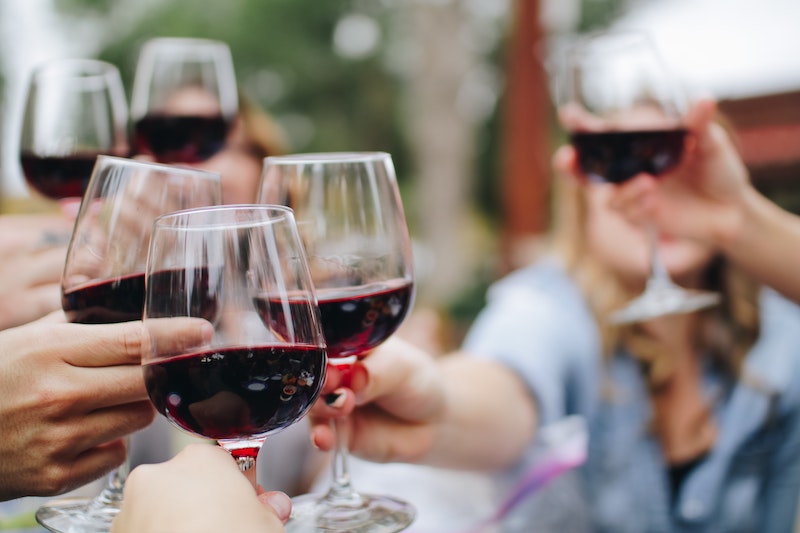 Quand ouvrir une bouteille de vin rouge tout ce que vous devez savoir